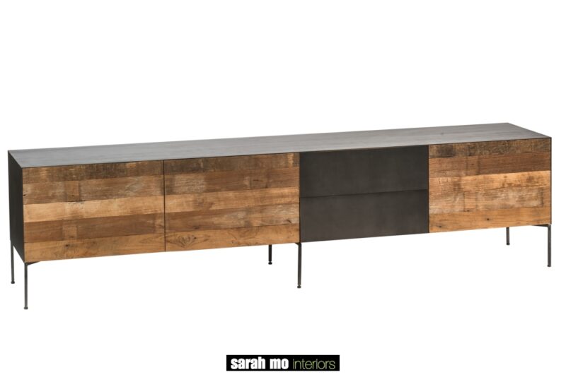 Metalen tv-dressoir groot, 1 valdeur, 2 deuren en 2 lades - Finca Rustica Lowboard XL gerecycled massief teak 221x45 - Landelijke meubels en verlichting - Sarah Mo